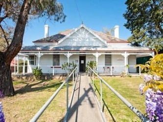 Nowra Allied Health Centre at 66 Plunkett Street, home of Basham Chiropractic